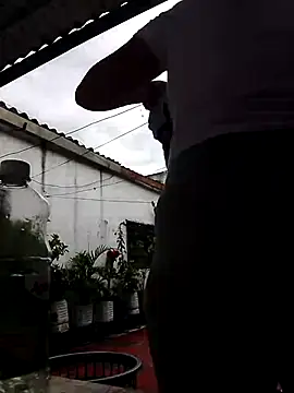 Snapshot of lupita_2023 chatting on October 1, 8:15 pm lupita 2023 online show from October 1, 8:15 pm