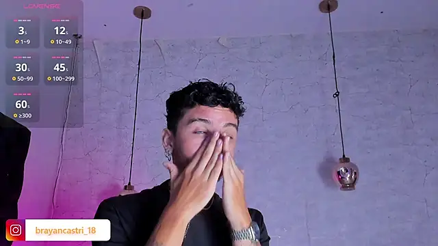 Ian Castillo  online show from November 24, 12:16 pm