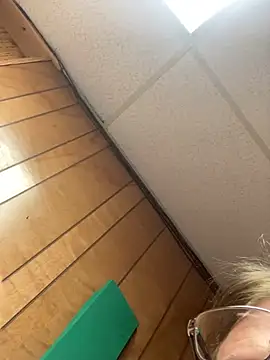 Tonybaloney1972 online show from February 10, 11:34 pm