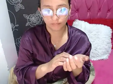 sarax ximena online show from December 28, 9:20 am