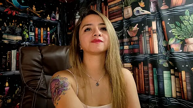 julietta   jackson online show from January 12, 11:15 pm