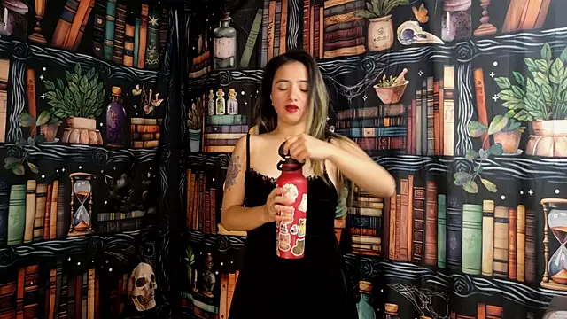 julietta   jackson online show from October 2, 9:00 pm