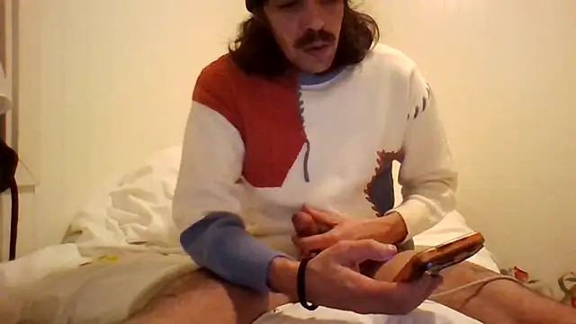 wolfwhite95 online show from February 28, 9:16 pm