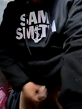 Snapshot of rayhot69 chatting on December 30, 4:08 pm rayhot69 online show from December 30, 4:08 pm