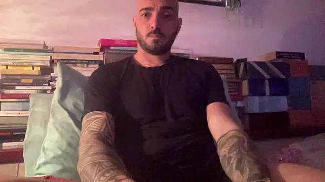 alessandromori91 online show from April 18, 10:43 pm