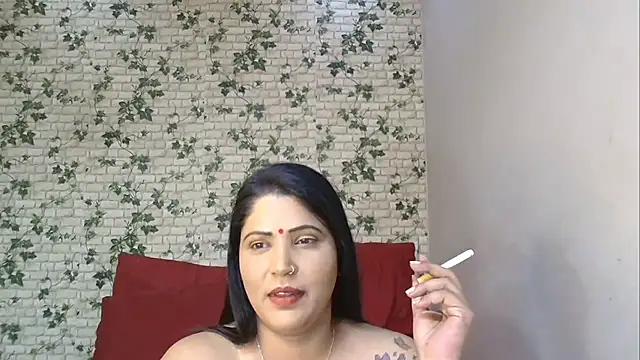 Snapshot of XIndianintimacy chatting on September 23, 6:33 pm XIndianintimacy online show from September 23, 6:33 pm