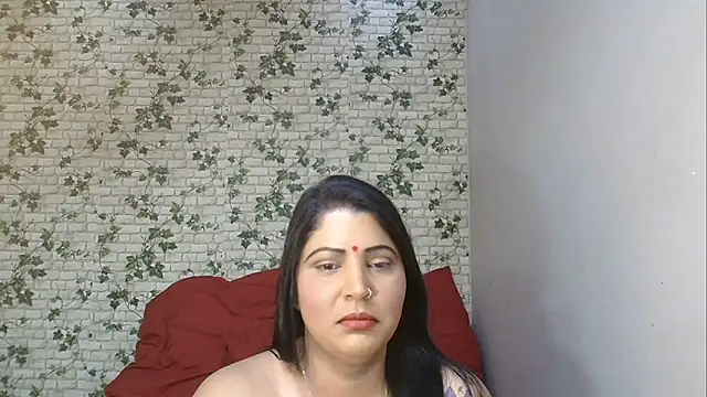Snapshot of XIndianintimacy chatting on September 25, 7:50 pm XIndianintimacy online show from September 25, 7:50 pm