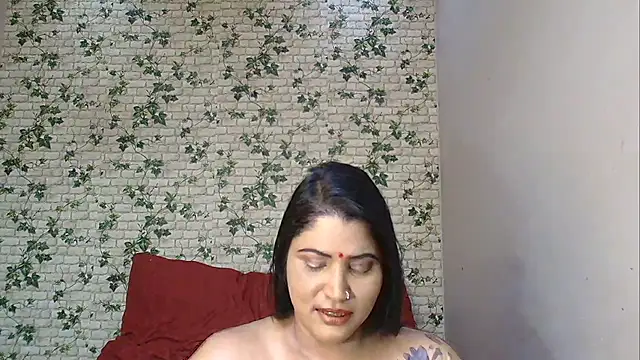 Snapshot of XIndianintimacy chatting on October 5, 6:39 pm XIndianintimacy online show from October 5, 6:39 pm