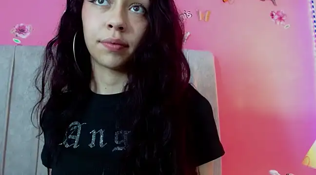 Snapshot of monicahotsex303av chatting on March 6, 5:22 pm monicahotsex303av online show from March 6, 5:22 pm