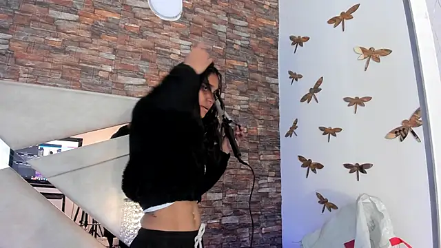 sophie pariss online show from September 17, 3:30 am