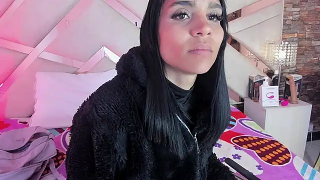 sophie pariss online show from November 9, 4:11 am