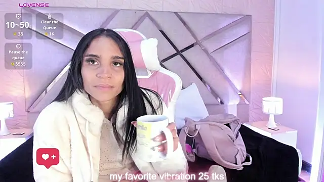 sophie pariss online show from March 28, 3:17 am