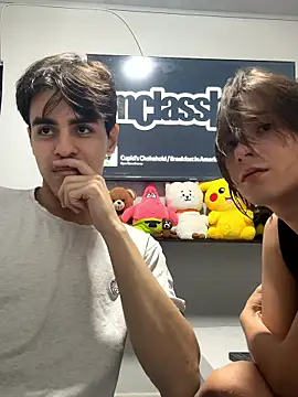 Alex and Fabian online show from January 13, 3:56 am