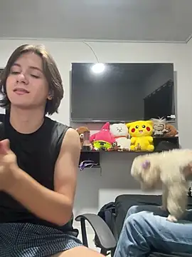 Snapshot of Alex_and_Fabian chatting on February 8, 5:55 am Alex and Fabian online show from February 8, 5:55 am