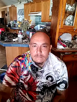 Snapshot of wilsons12 chatting on October 14, 3:57 pm wilsons12 online show from October 14, 3:57 pm