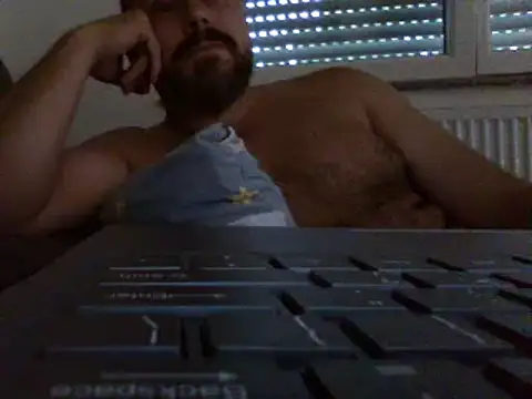 Snapshot of FROL83 chatting on July 20, 6:54 pm FROL83 online show from July 20, 6:54 pm