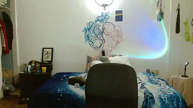 fenixmfx19 online show from March 10, 10:13 pm