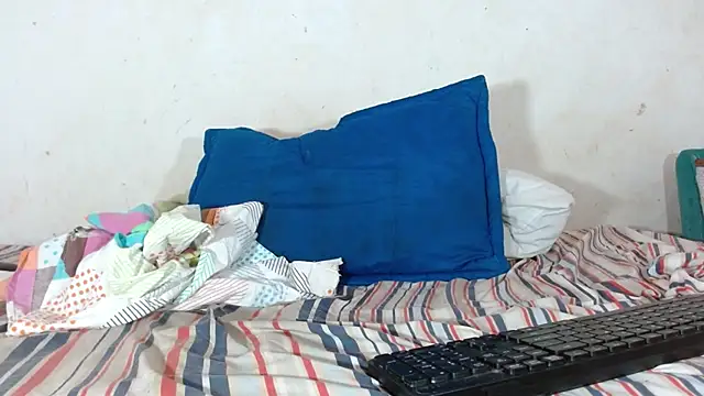 damian bottom bigcock online show from July 3, 10:05 pm