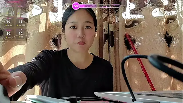 luoxuwen online show from November 16, 4:40 am