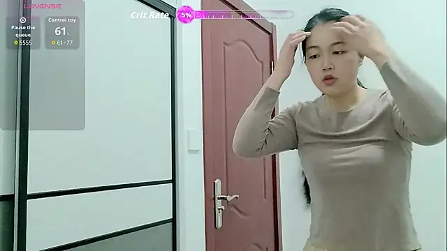 luoxuwen online show from March 24, 9:53 pm