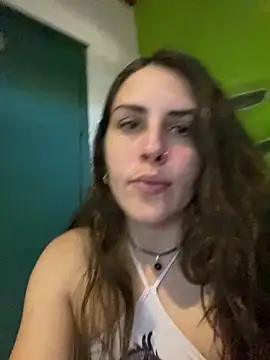 isadelasestrellas online show from May 19, 8:15 pm