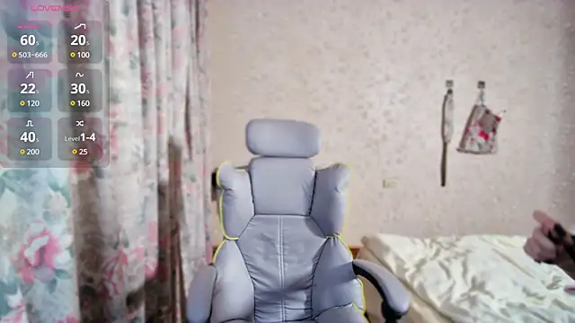 Snapshot of JIAJIA163 chatting on March 7, 1:20 am JIAJIA163 online show from March 7, 1:20 am