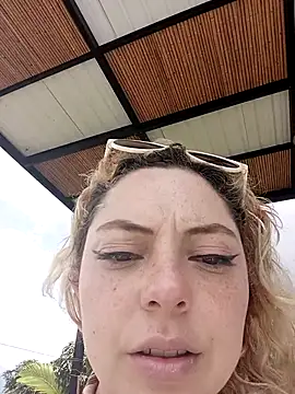 madelaine- online show from November 30, 4:55 pm