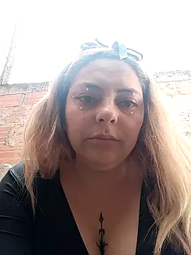 madelaine- online show from April 2, 6:16 pm