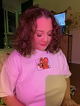 DaisyBooom online show from March 9, 7:05 pm