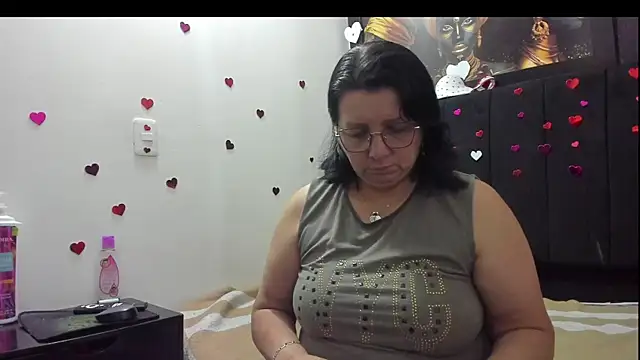 Evaaross 2345 online show from February 22, 1:53 pm