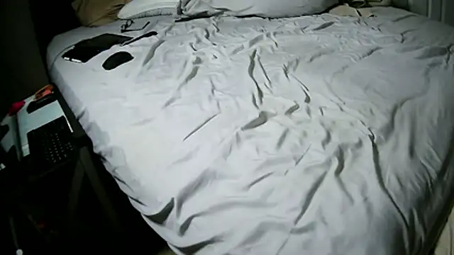 tattoofly563 online show from May 27, 5:26 am