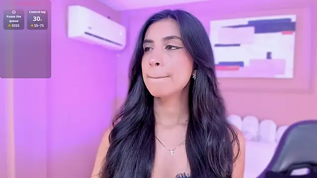 zia cooper online show from April 18, 6:45 pm