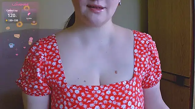 Snapshot of ChubbyMaia chatting on March 13, 12:13 pm ChubbyMaia online show from March 13, 12:13 pm