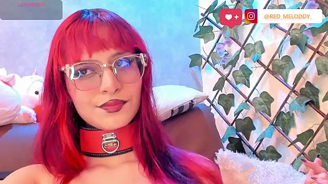 Snapshot of RedMeloddy chatting on February 5, 9:08 pm RedMeloddy online show from February 5, 9:08 pm