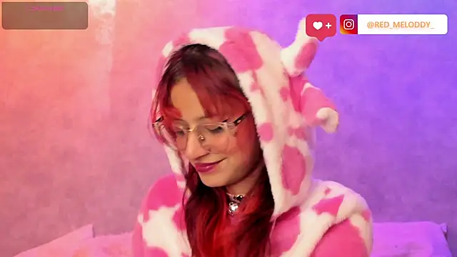 Snapshot of RedMeloddy chatting on March 3, 12:17 am RedMeloddy online show from March 3, 12:17 am