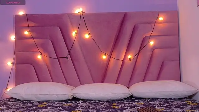 littleebonymommy online show from January 15, 8:56 pm