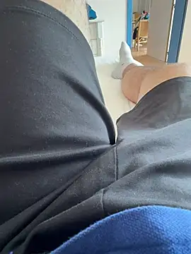 Gartengolem online show from March 6, 3:13 pm