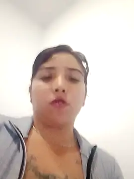 Cloe2520 online show from December 5, 1:25 am