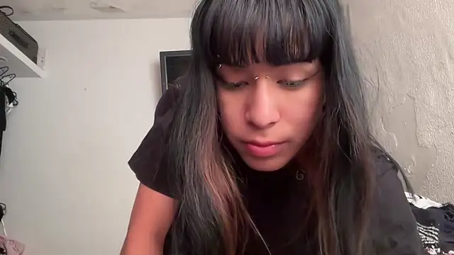p0kemonakerosen0 online show from May 4, 11:12 pm