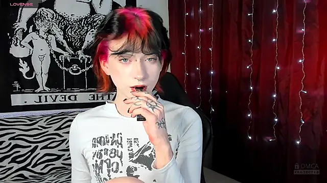 Vailyreb  online show from December 23, 4:39 pm