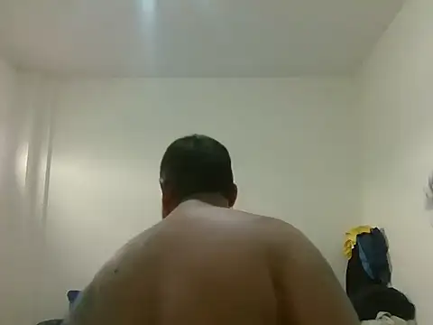 GABRIELGARCIA1313 online show from February 16, 9:11 pm