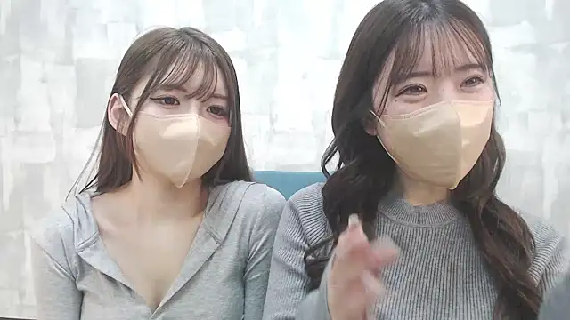 Snapshot of LOVE_MOMO_LOVE chatting on February 4, 11:38 am LOVE MOMO LOVE online show from February 4, 11:38 am