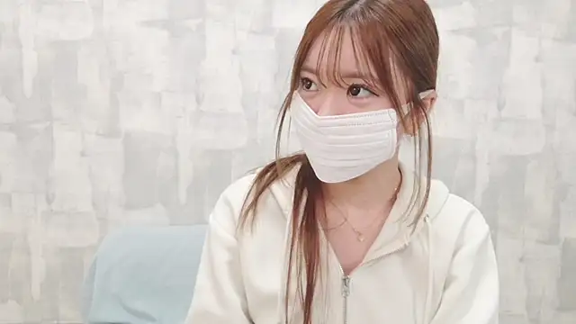 LOVE MOMO LOVE online show from July 26, 11:28 am