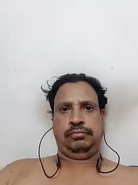 Snapshot of Raj1043 chatting on December 23, 8:03 pm Raj1043 online show from December 23, 8:03 pm