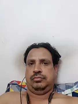 Snapshot of Raj1043 chatting on December 28, 7:33 pm Raj1043 online show from December 28, 7:33 pm