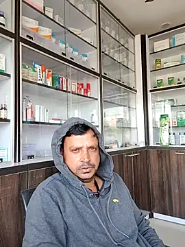 Raj1043 online show from December 5, 6:11 am