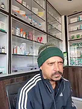 Raj1043 online show from January 11, 6:18 am