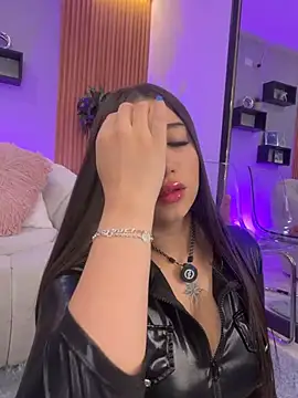 Aixaa charles online show from March 31, 11:54 am