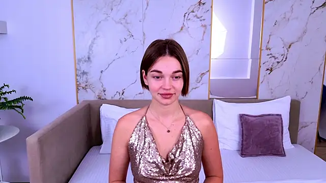 DanaLoved online show from February 6, 7:45 am