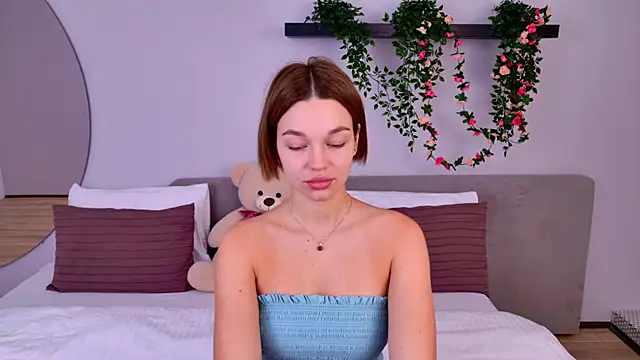 DanaLoved online show from February 12, 7:44 am